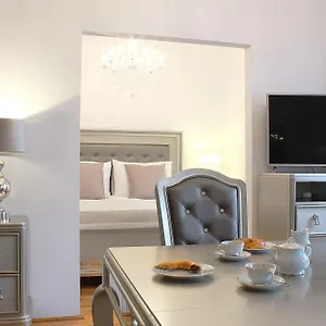 4* Hotel apartamentowy Milford